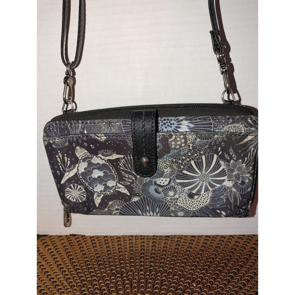 The Sak Iris Smartphone Crossbody Bag - Picture 2 of 9